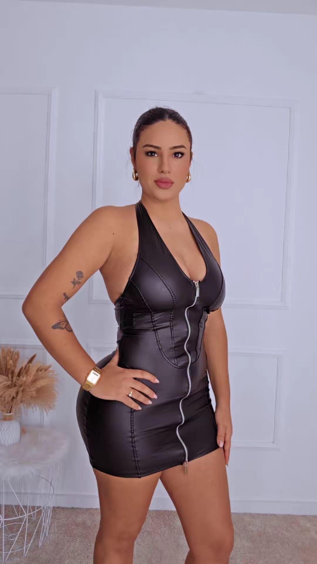 Vestido polipiel corto