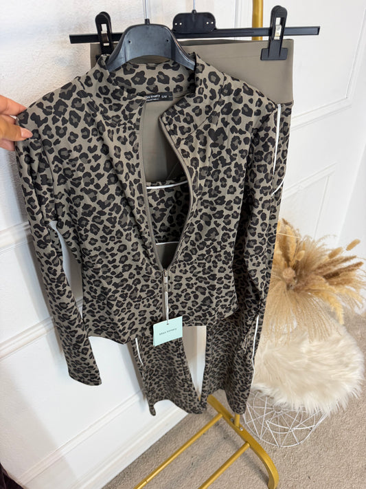 Conjunto Naima (BZM 630)