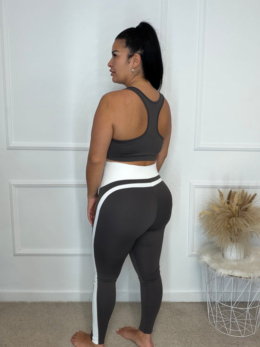 Conjunto Laura