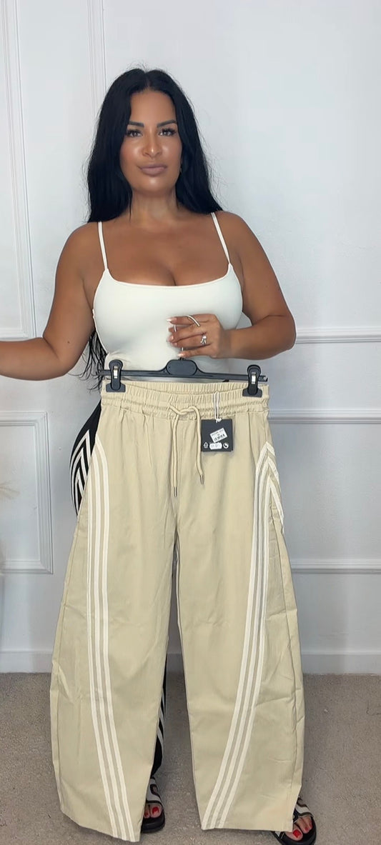 Pantalón Adi