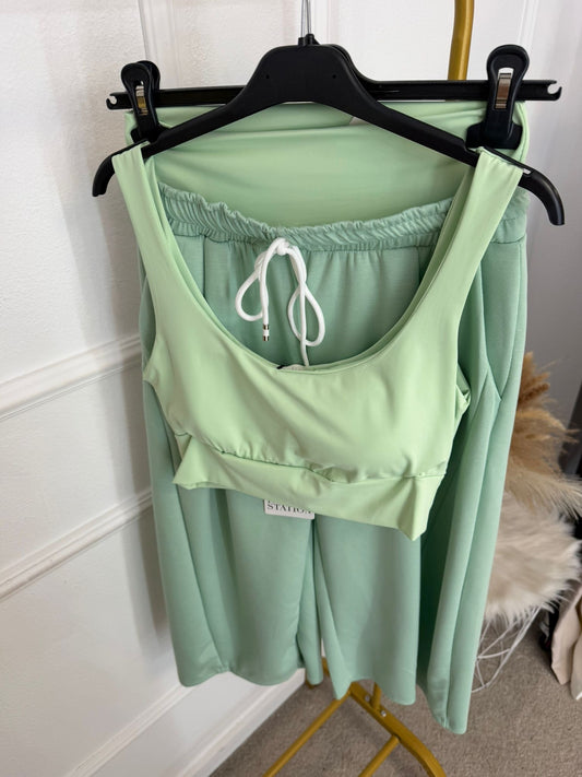 Conjunto Yesi