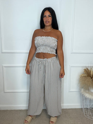 Conjunto vichi abeja
