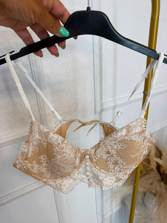 Top Dalila