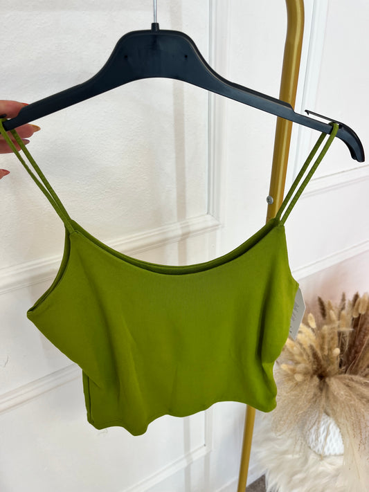 Básica tirante corta