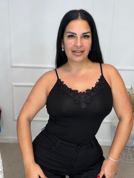 Camiseta Encaje tirantes (Y4812)