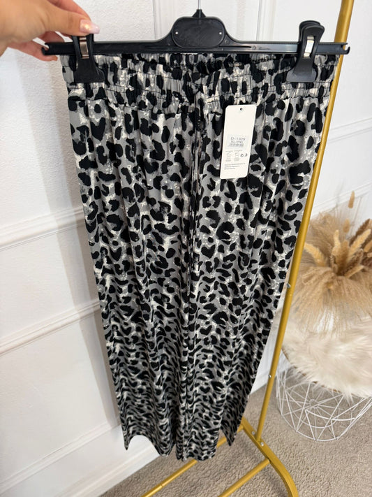 Pantalón Leopardo
