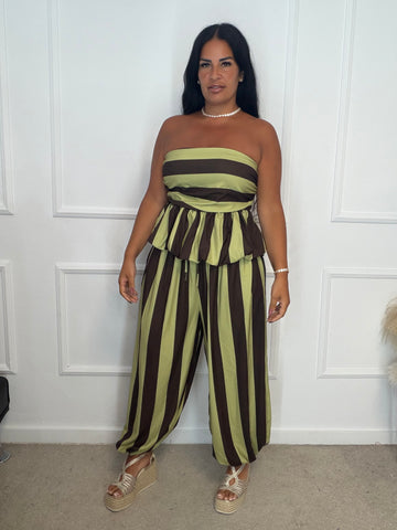 Conjunto raya