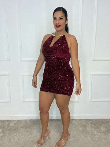 Vestido collar lente