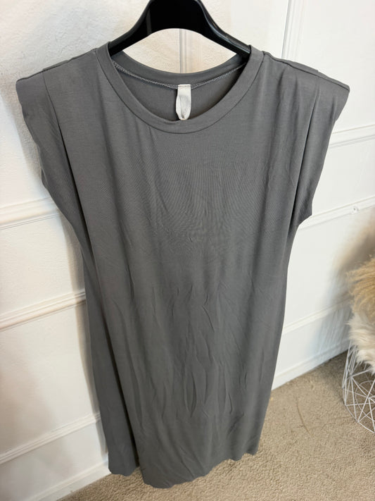 Vestido hombreras