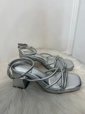 Tacón Bella Bajo Plata