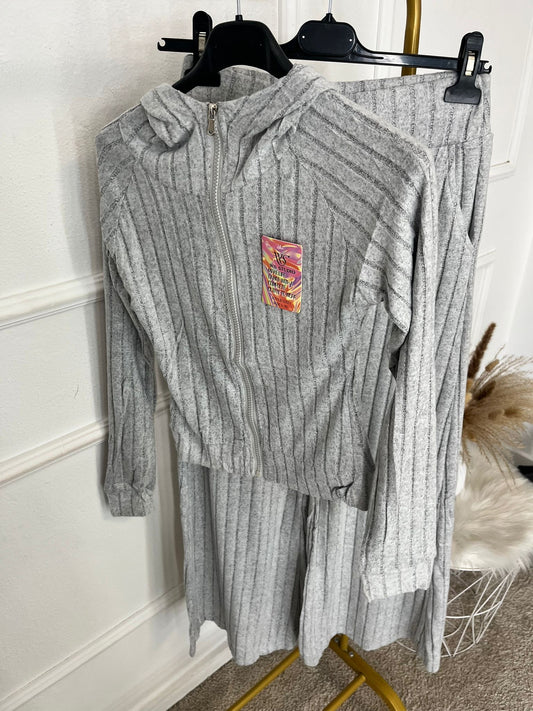 Conjunto Victoria (C521)