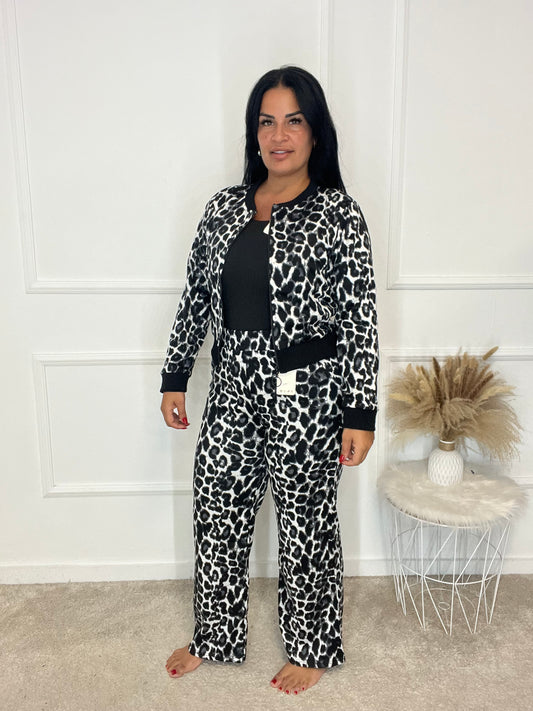 Conjunto leopardo