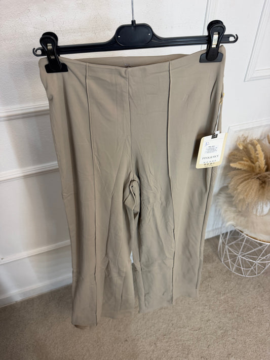 Pantalón licra New