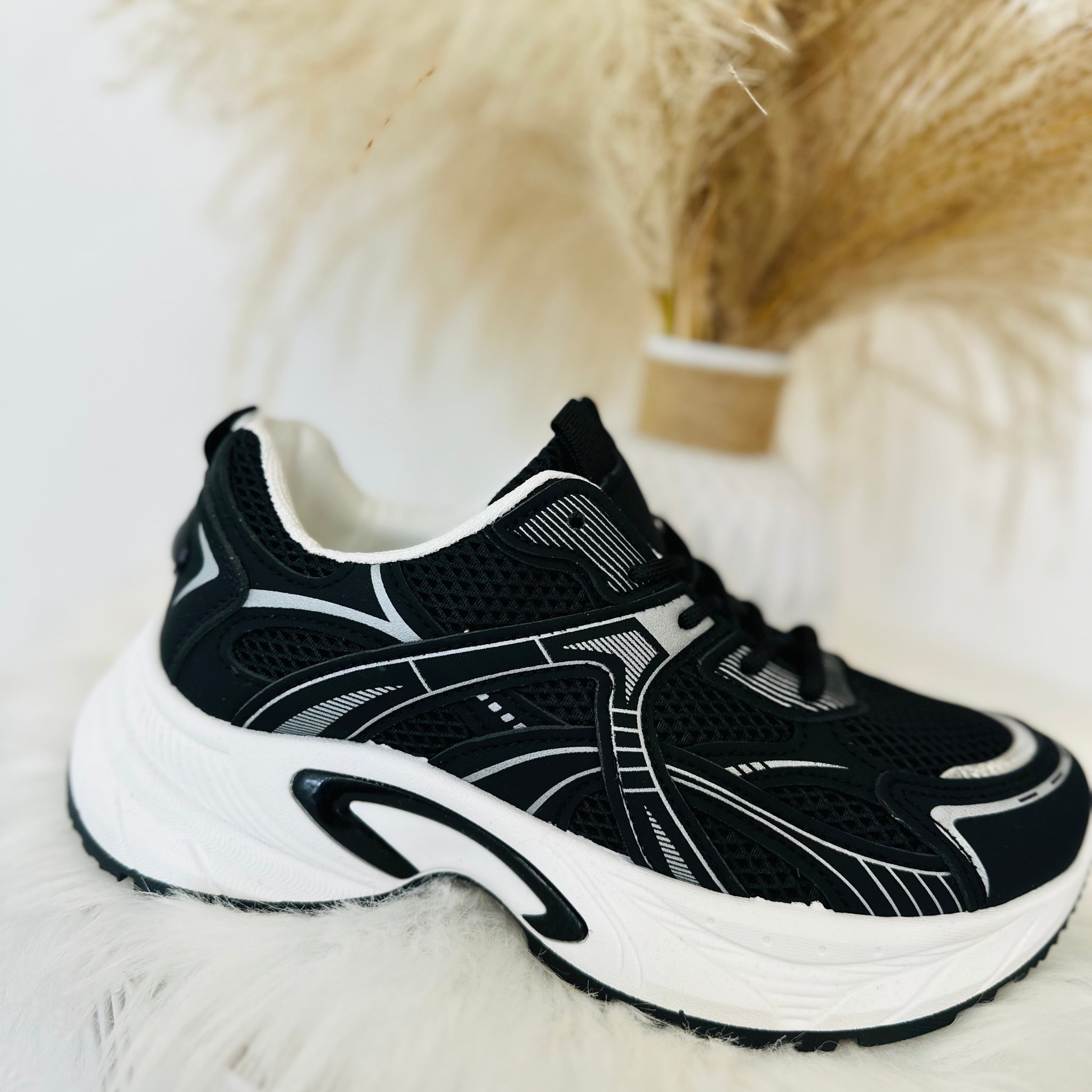 Tenis asic Negro (CE05)