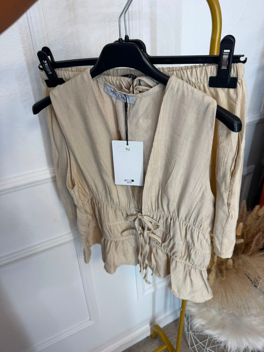 Conjunto Hermi corto