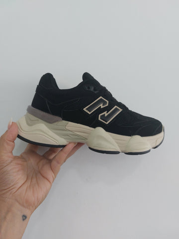 Tenis new negro/beige